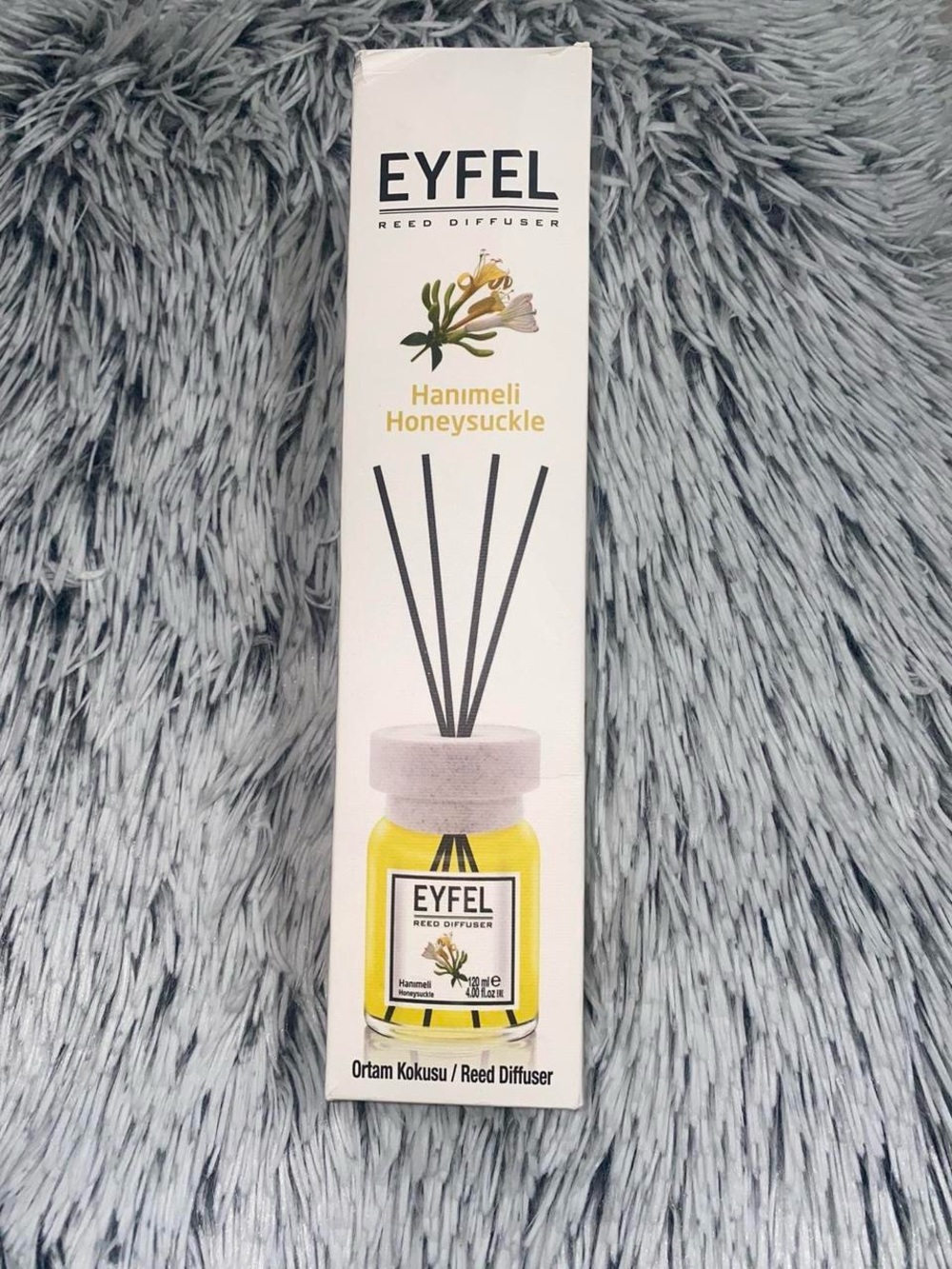 EYFEL Hanmiell Honeysuckle Reed Diffuser - Picture 2 of 8